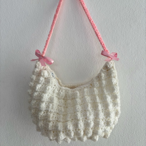 crochet coquette shoulder bag 🎀 - Picture 6 of 6